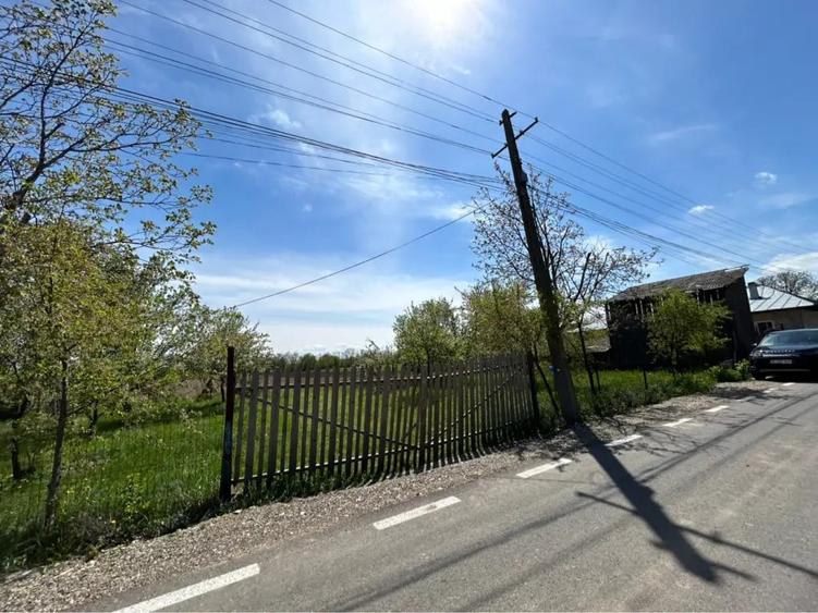 Teren de 7100 mp, în Răucești