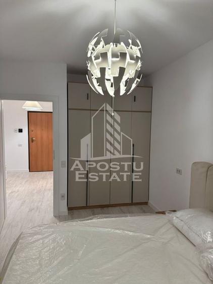 Apartament cu 2 camere semidecomandat în Torontalului