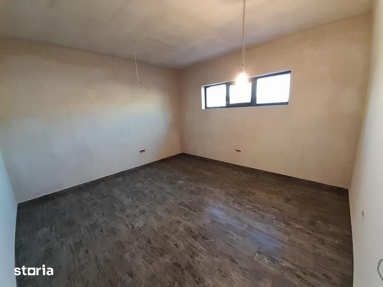 Spațiu comercial, de 600 mp, în Mehala