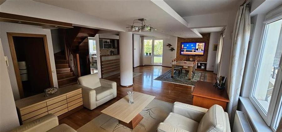 Apartament cu 3 camere decomandat, mobilat în Herăstrău