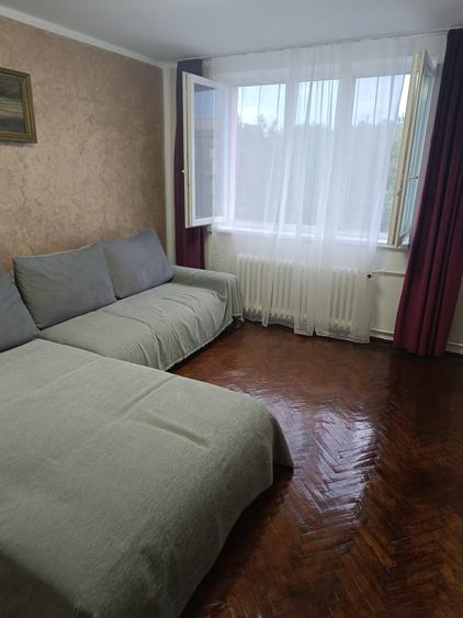 Apartament cu 2 camere în Plopilor