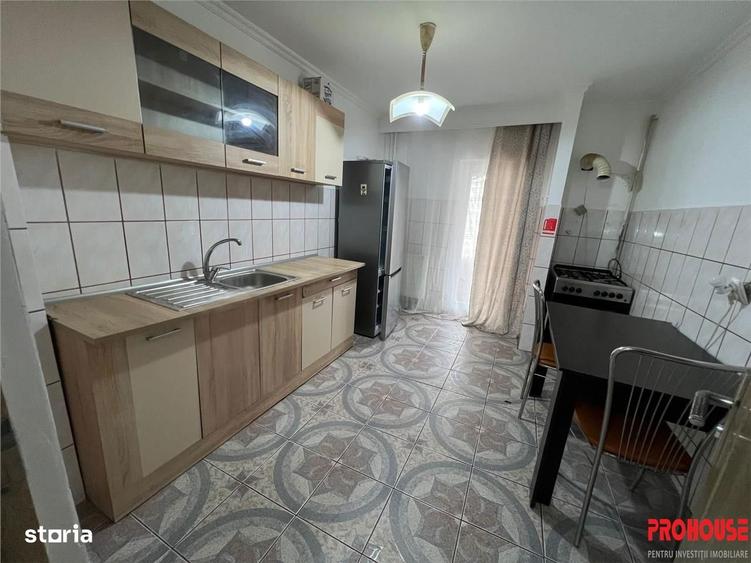 Apartament cu 3 camere decomandat în Bistrița Lac