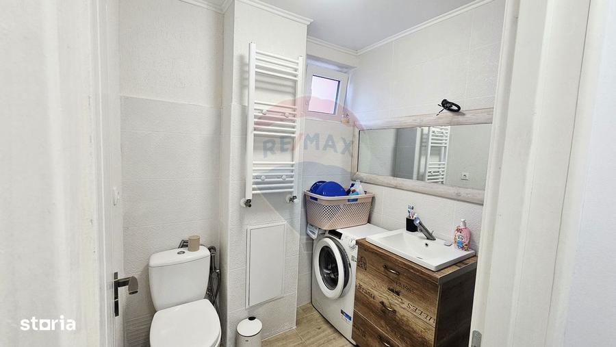 Apartament cu 2 camere, mobilat în Mărăței