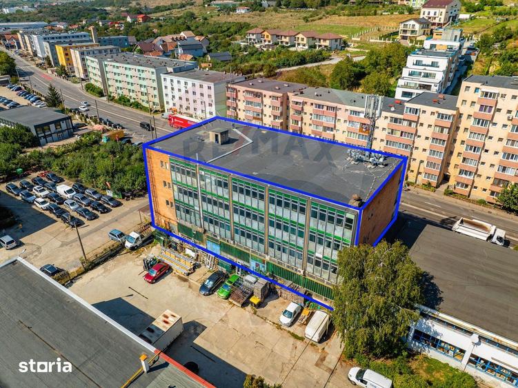 Spațiu comercial, de 2,738 mp, în Iris