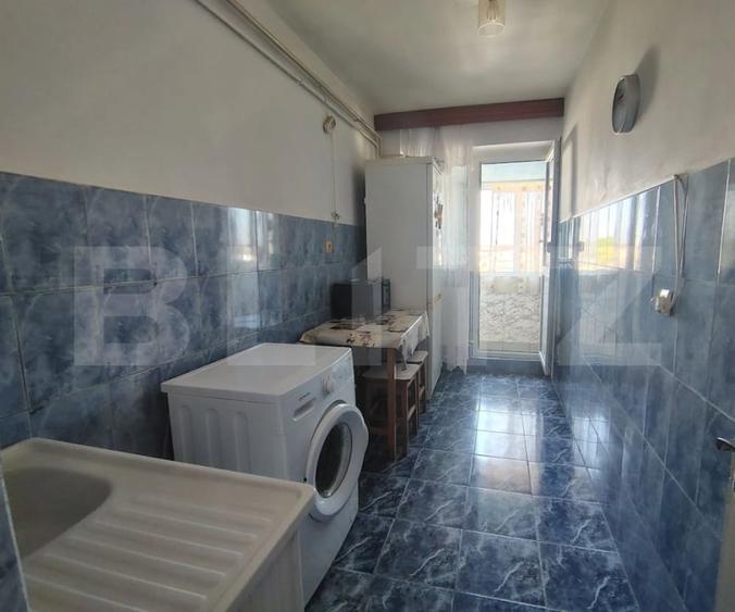 Apartament cu 2 camere decomandat, mobilat în