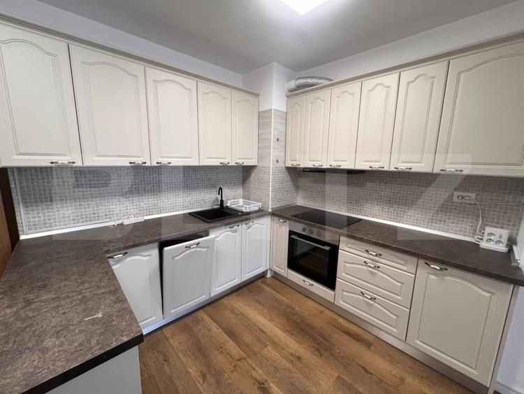 Apartament cu 3 camere semidecomandat, mobilat în Gheorgheni