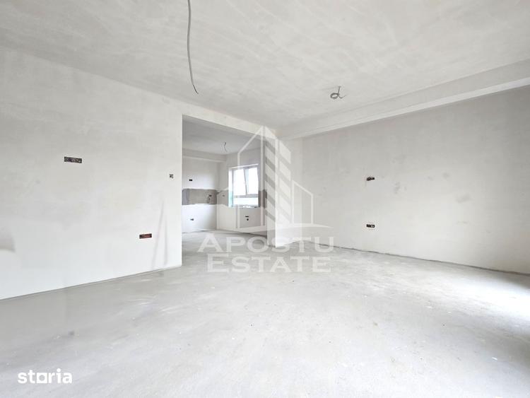Jumatate de duplex de vanzare, Parter + Etaj, 5 camere si 2 bai, Sag - 8