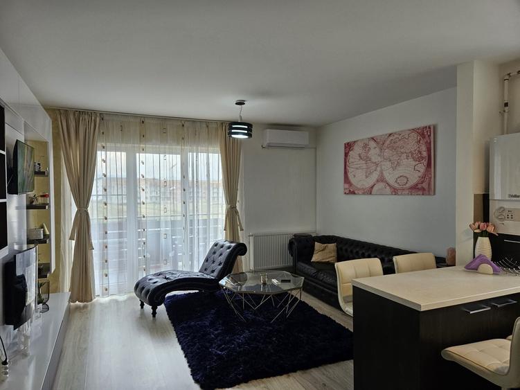 Apartament cu 3 camere nedecomandat în Central