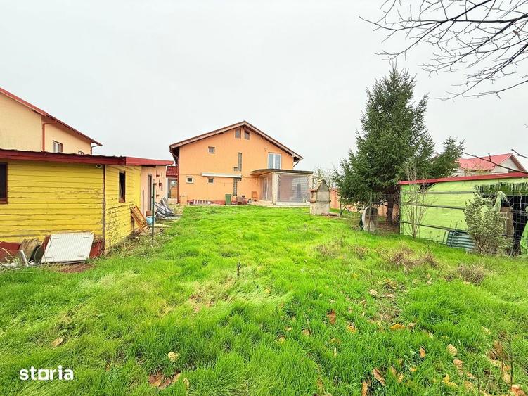 Casă cu 6 camere cu Canalizare în Cornetu