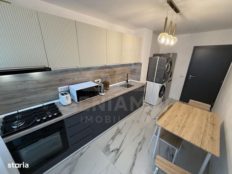 Apartament cu 4 camere decomandat în Ultracentral