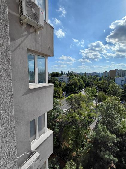 Garsoniera bloc reabilitat, 10 min metrou Titan - 10