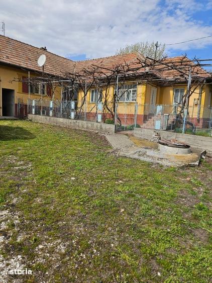 Casă cu 3 camere cu Teren 1700 Mp în Tureni