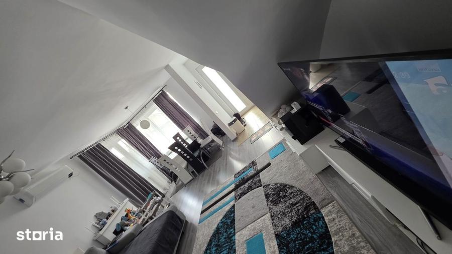 Casă cu 5 camere cu Teren 250 Mp în Central