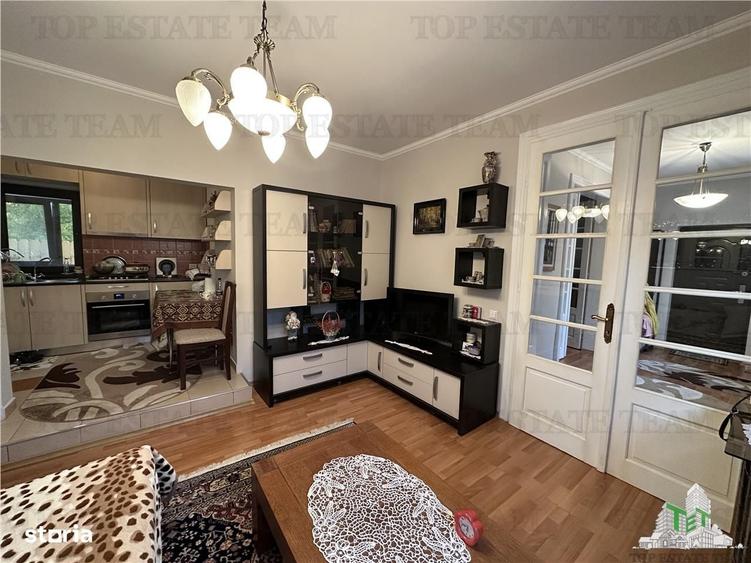 Casă cu 4 camere cu Teren 436 Mp în Cornu