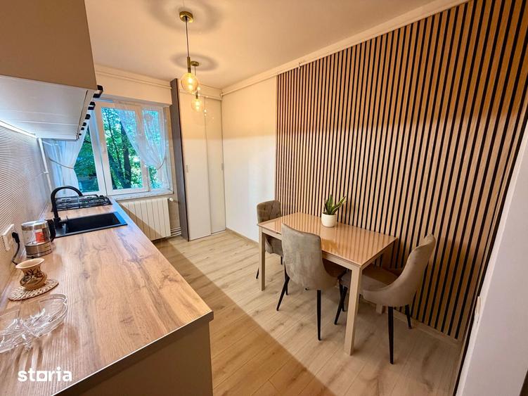 Apartament cu 2 camere decomandat în Central