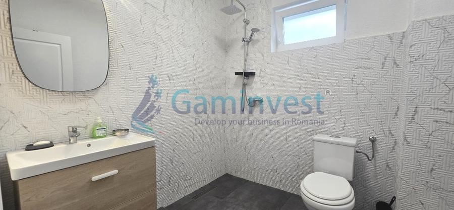 Casă individuală cu 6 camere cu Canalizare în Nufărul