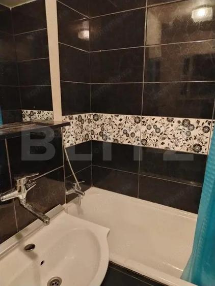 Apartament cu 2 camere semidecomandat în Botizului