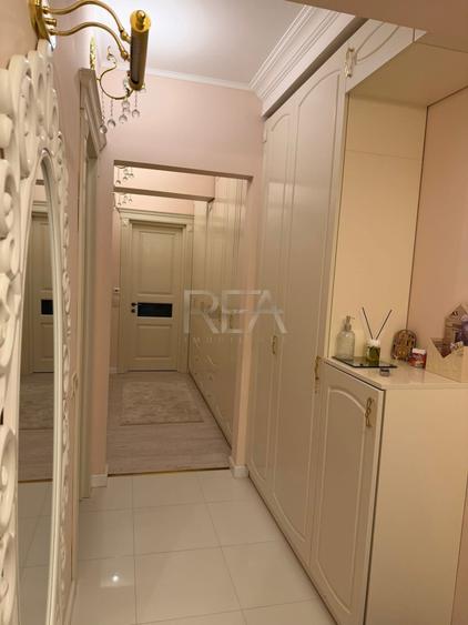Apartament cu 3 camere decomandat, mobilat în Lujerului