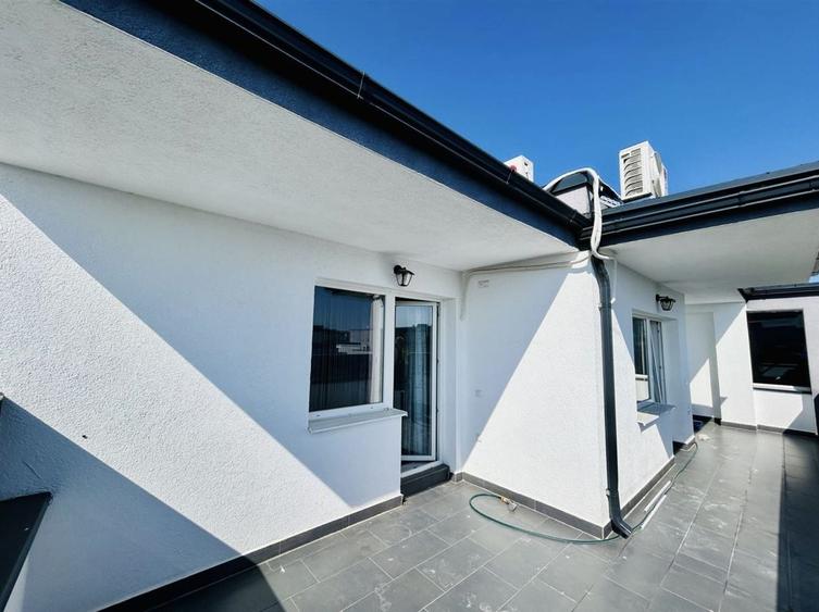 Apartament cu 4 camere în Piața Cluj