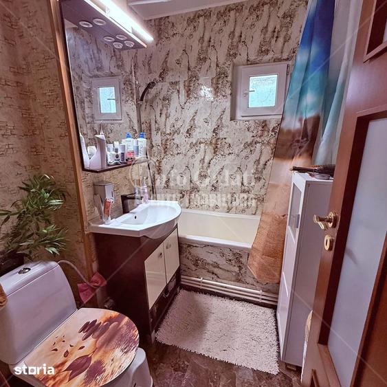 Apartament cu 4 camere în Piața Centrală