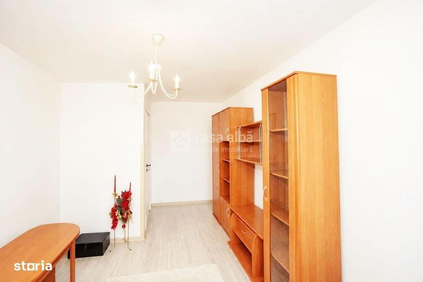 Casă cu 4 camere în Breazu