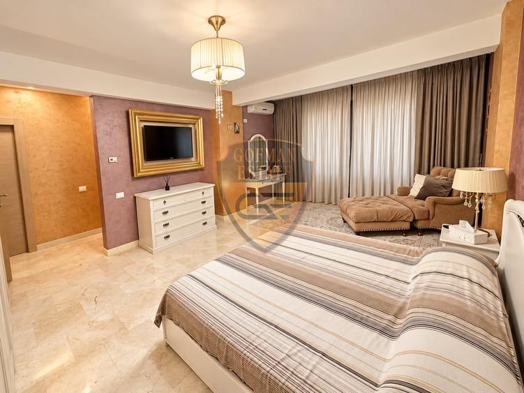 Apartament cu 4 camere decomandat în Mamaia-Sat