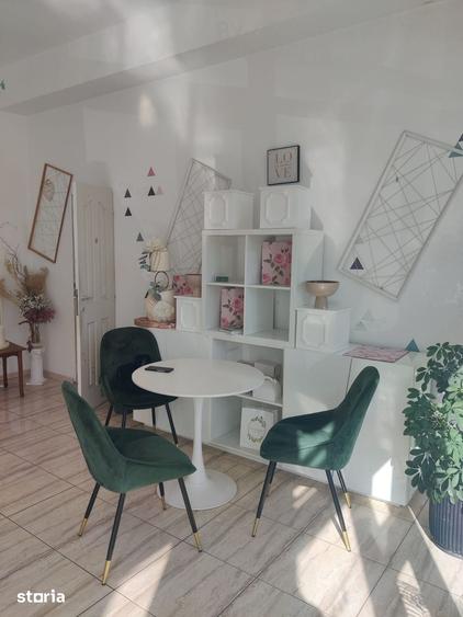 Spațiu comercial, de 180 mp, în Iosia