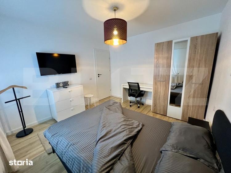 Apartament 2 camere, 58 mp, etaj 3, centrala si AC, zona 1 Mai - 3
