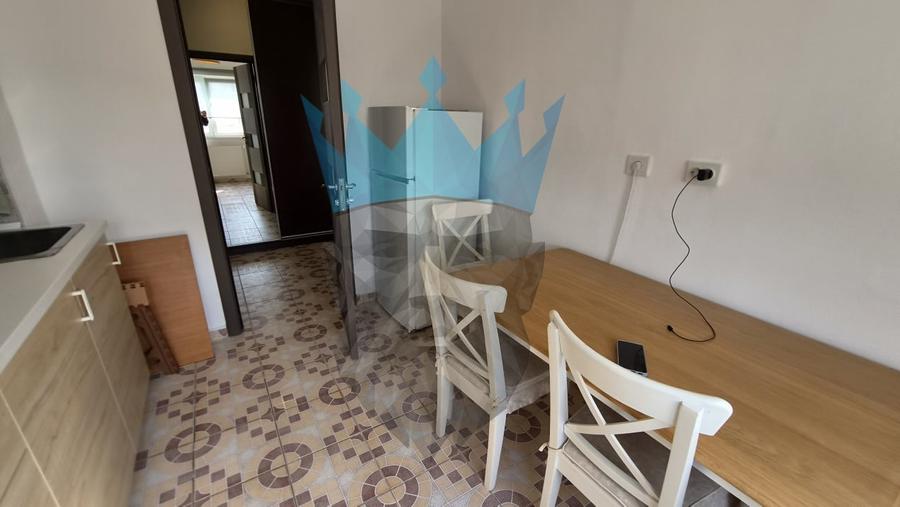 Apartament cu 2 camere semidecomandat, mobilat în Crângași