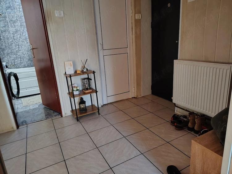 Apartament cu 2 camere decomandat în Hărman
