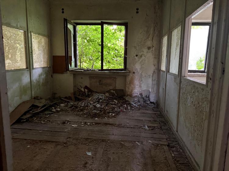 Proprietate specială, de 3.7239999771118 mp, în Central