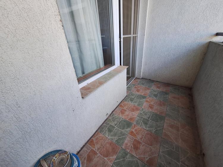 Apartament cu 2 camere decomandat, mobilat în Florești