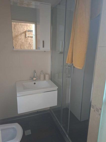 Apartament cu 3 camere decomandat în Decebal