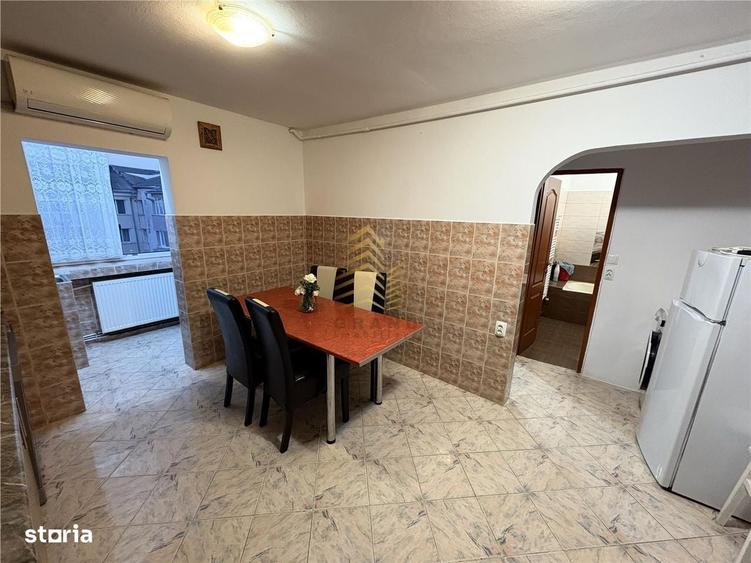 Apartament cu 2 camere decomandat în Central