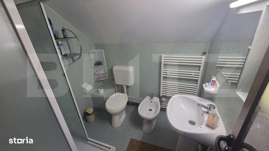 Casă cu 4 camere în Cetea