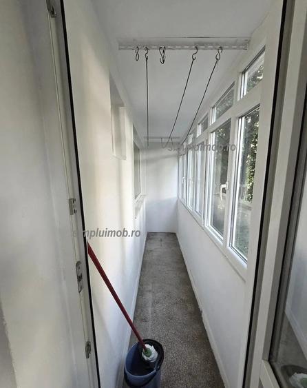 Decomandat 2 Camere Drumul Taberei - 1