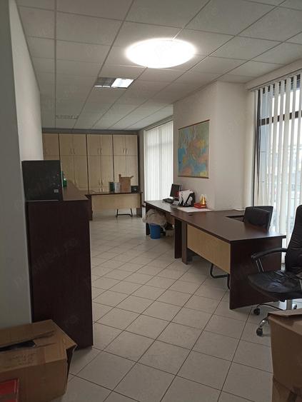 Spațiu comercial, de 62 mp, în Torontalului