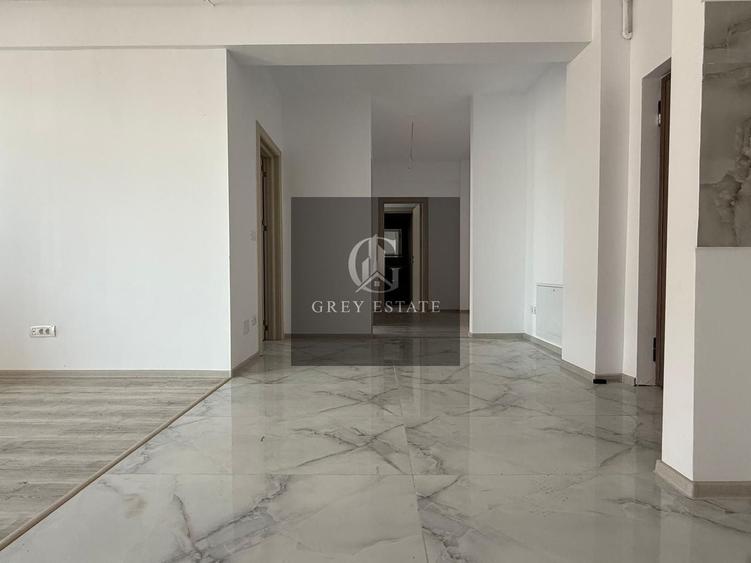 Apartament cu 3 camere decomandat în Giroc