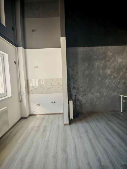 Garsonieră decomandată în Tineretului
