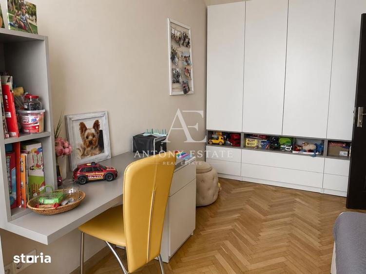 Apartament cu 4 camere decomandat, mobilat în Decebal