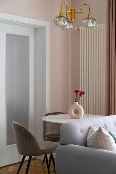 Apartament cu 2 camere semidecomandat, mobilat în Universitate