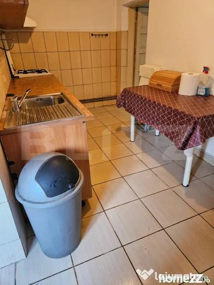 Casă cu 5 camere cu Teren 1000 Mp în Odobești