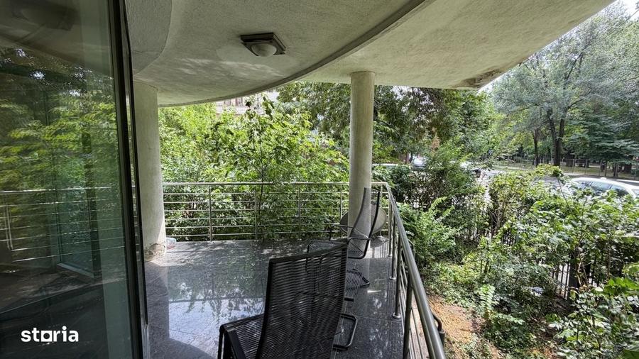 Apartament cu 4 camere decomandat, mobilat în Herăstrău