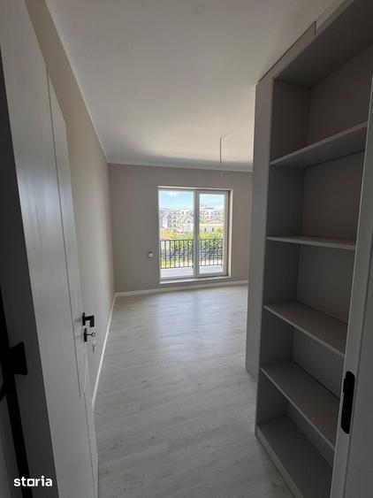 Apartament cu 2 camere decomandat în Theodor Pallady