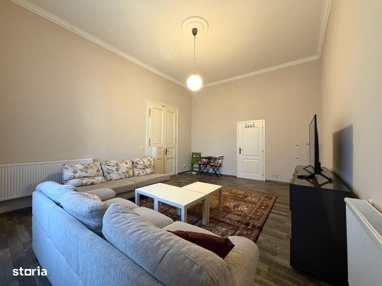 Apartament cu 3 camere decomandat în Sinaia