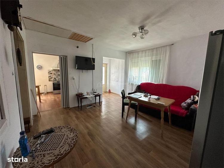 Casă cu 3 camere în Central
