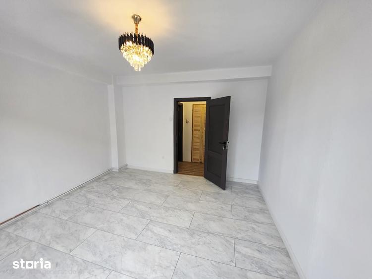 Apartament cu 2 camere decomandat în Ultracentral