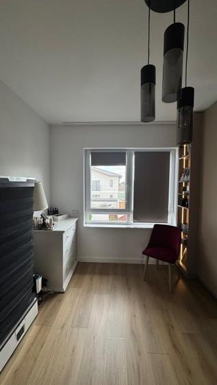 PROPRIETAR Vând casă înșiruită zonă excelentă Chișoda - 9