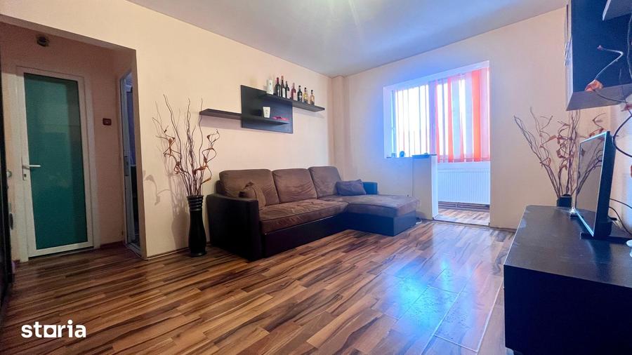Apartament 3 Camere Str. Parcul Mic - Etaj Intermediar - Cod 5257 - 5
