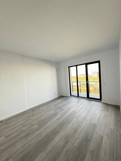 Apartament cu 2 camere semidecomandat în Militari